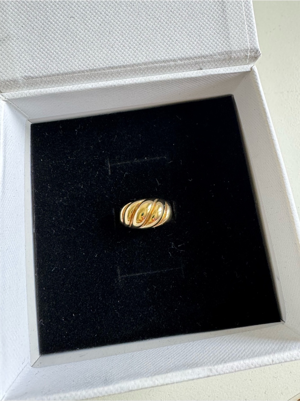 Mejuri Pinky Croissant Ring Vermeil